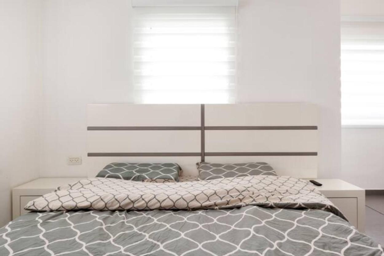 Oַ&O Group-Amazing Apt Bat-Yam 3 Min Walk To Beach Bat Yam Eksteriør bilde