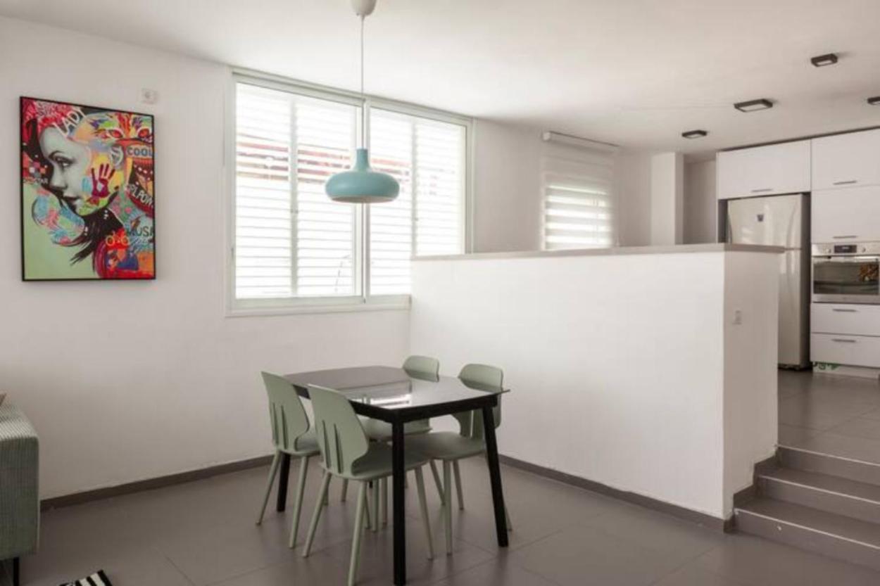 Oַ&O Group-Amazing Apt Bat-Yam 3 Min Walk To Beach Bat Yam Eksteriør bilde